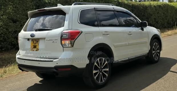 Subaru Forester 2.0XT Premium AWD 2016 White