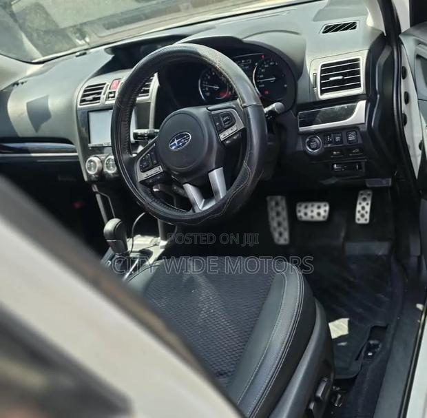 Subaru Forester 2.0XT Premium AWD 2016 White