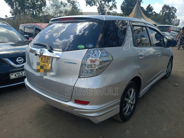 Honda Fit Shuttle 1.5 2WD 2013 Silver
