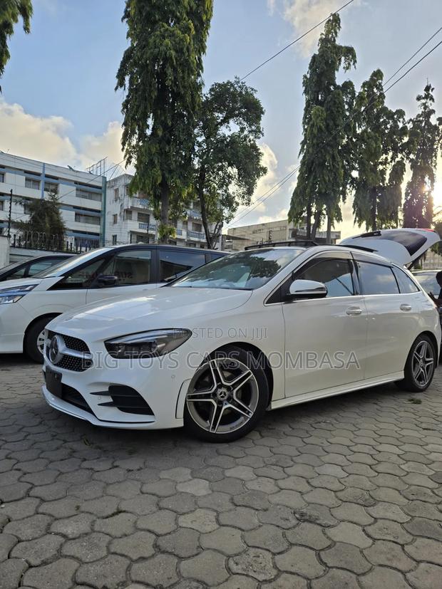 Mercedes-Benz B-Class 2019 White