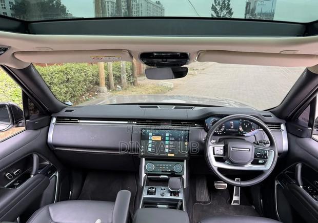 Land Rover Range Rover Vogue 2022 Silver