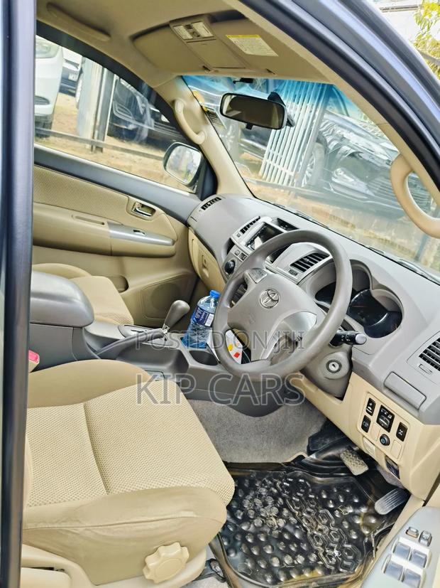 Toyota Fortuner 3.0 D RWD 2014 Gray