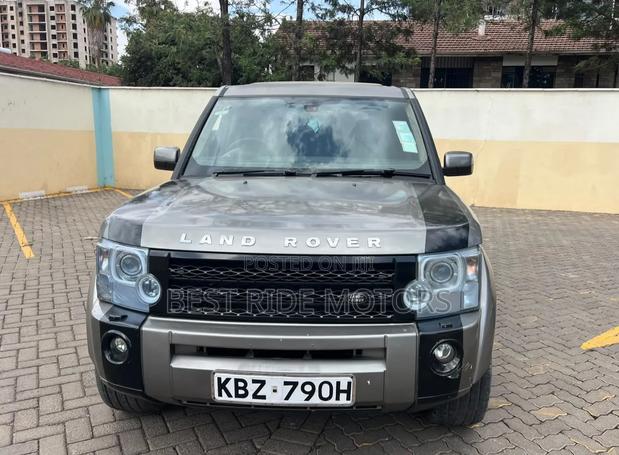Land Rover Discovery 2009 Gray