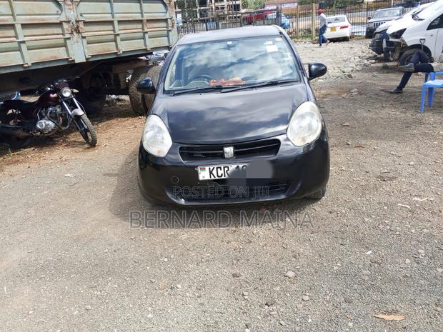 Toyota Passo 1.0 AWD 2011 Black