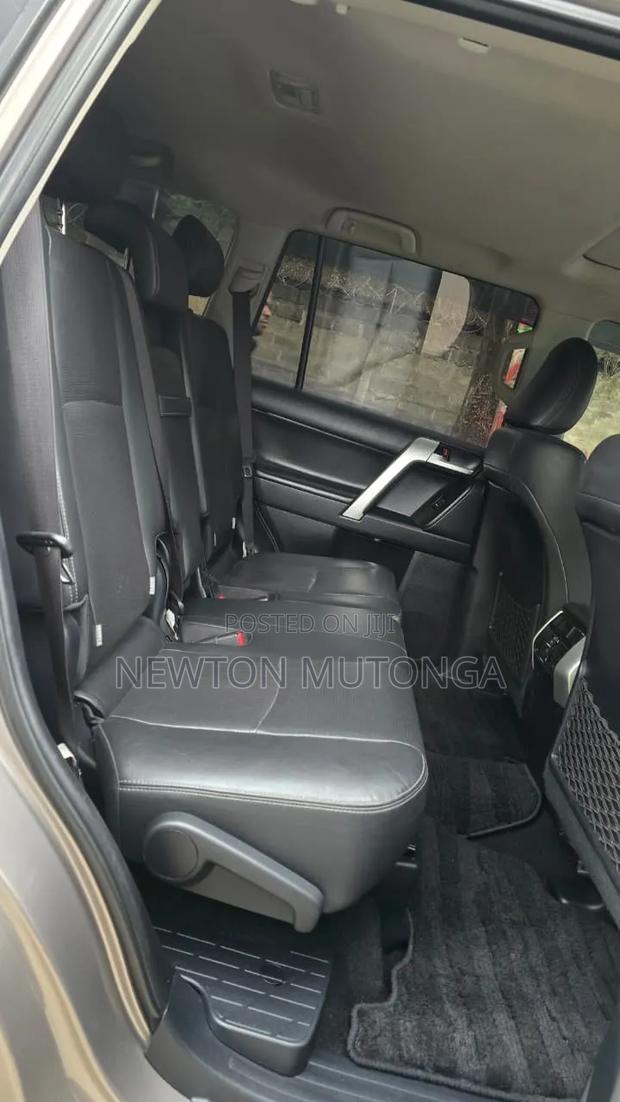Toyota Land Cruiser Prado 2020 Gray