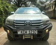 Toyota Hilux 2018 White for sale