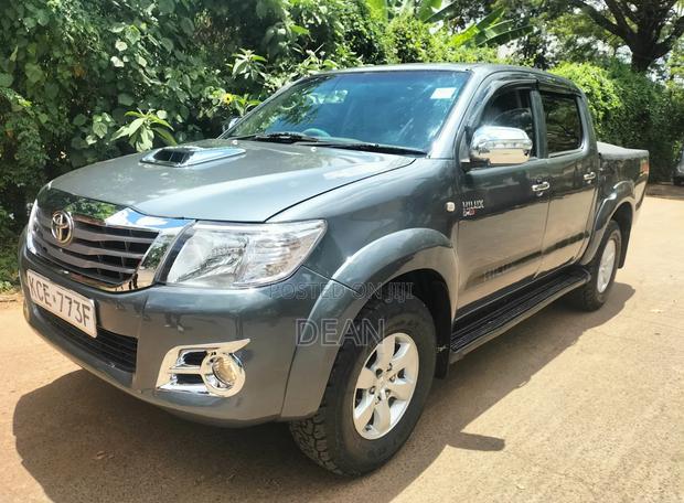 Toyota Hilux 2008 Silver
