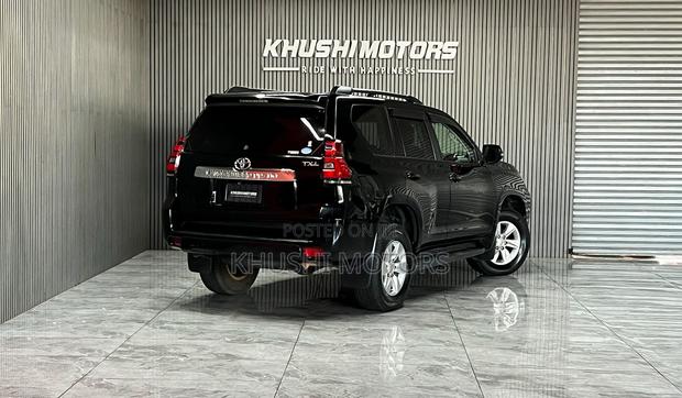 Toyota Land Cruiser Prado 2019 Black