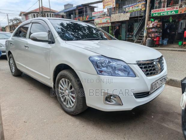 Toyota Premio 2014 Pearl
