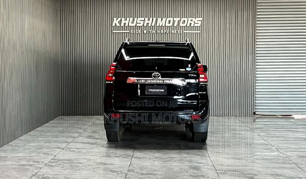 Toyota Land Cruiser Prado 2019 Black