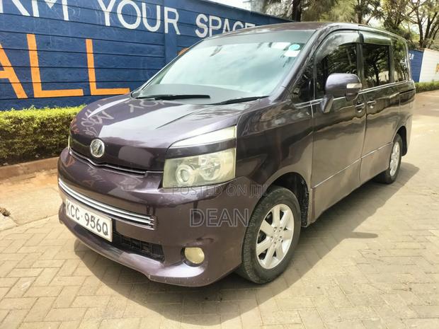 Toyota Voxy 2008 Burgundy