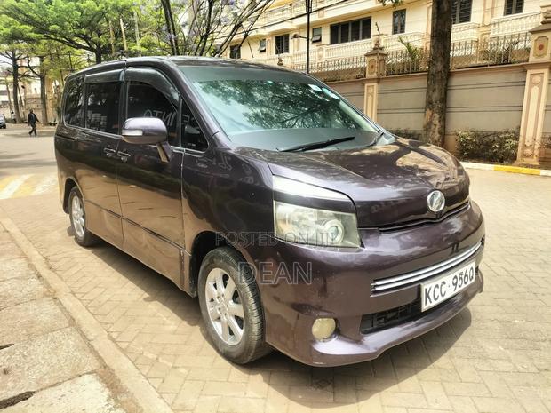 Toyota Voxy 2008 Burgundy