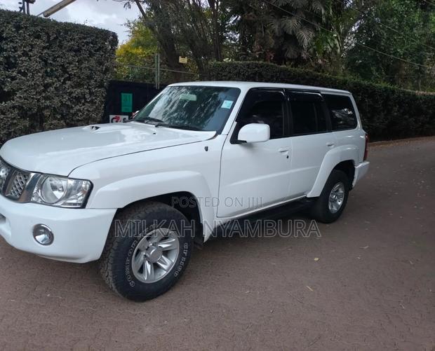 Nissan Patrol 2008 White