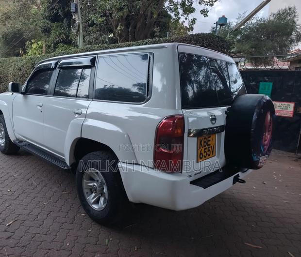 Nissan Patrol 2008 White