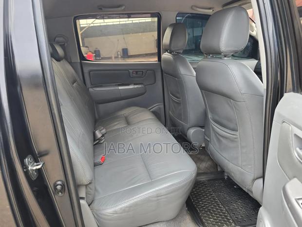 Toyota Hilux 2007 Black