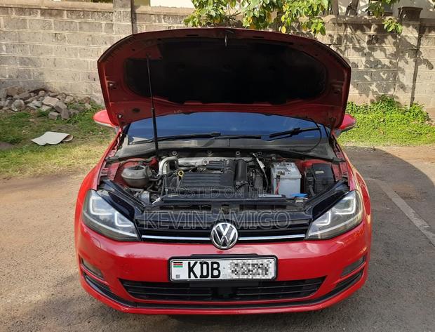 Volkswagen Golf 2014 Red