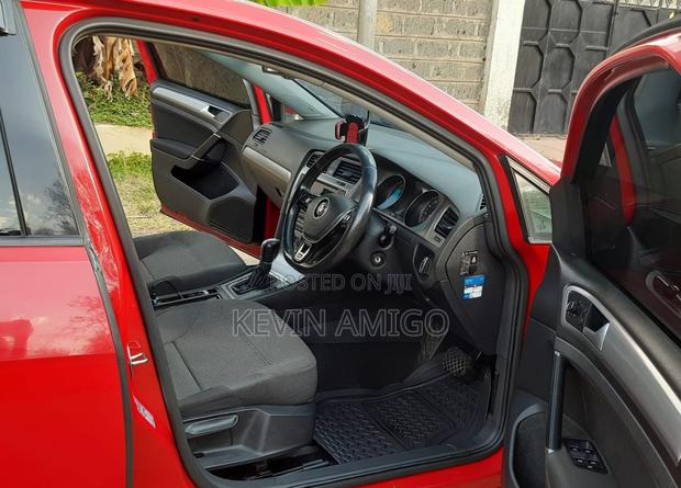 Volkswagen Golf 2014 Red