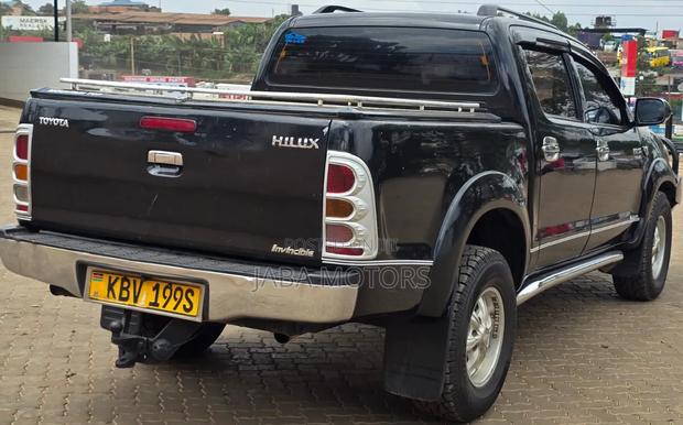 Toyota Hilux 2007 Black