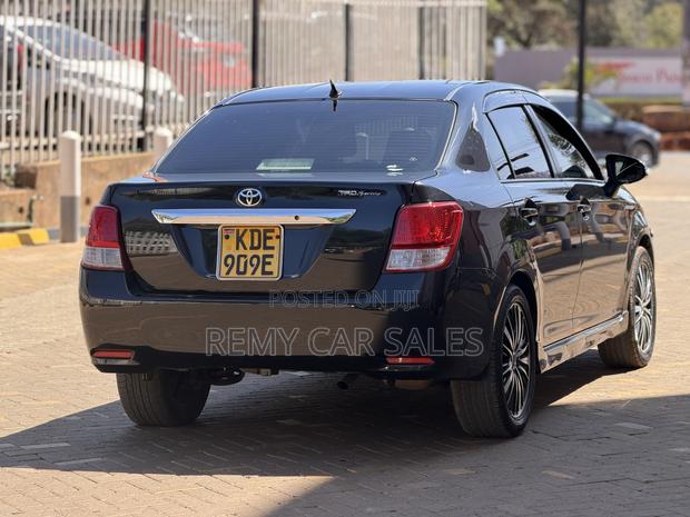 Toyota Axio 2014 Black