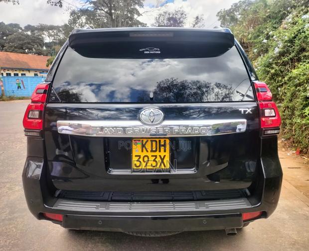 Toyota Land Cruiser Prado 2015 Black