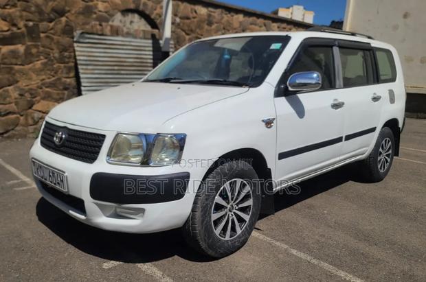 Toyota Succeed 2010 White