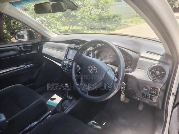 Toyota Axio 1.5 G 2WD 2019 White