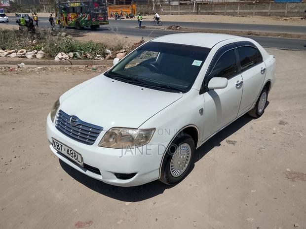 Toyota Corolla 2005 White