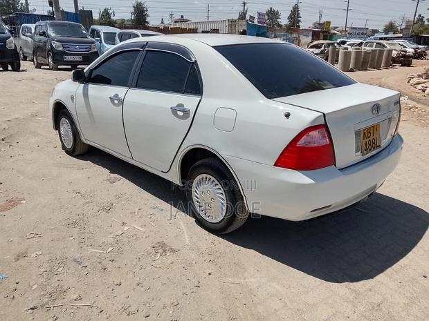 Toyota Corolla 2005 White