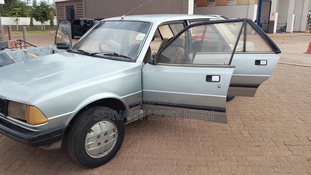 Peugeot 305 1.5 1985 Silver