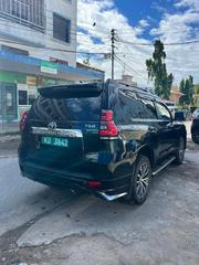 Toyota Land Cruiser Prado 2.8 2022 Black for sale