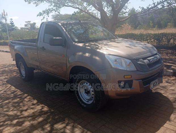 Isuzu D-MAX 2016 Gray