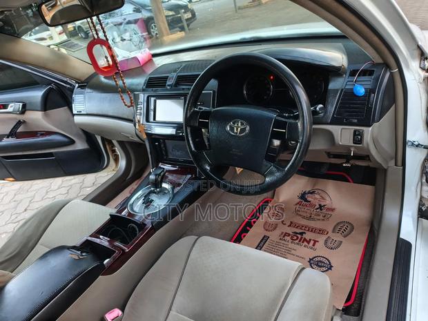 Toyota Mark X 2.5 RWD 2010 White