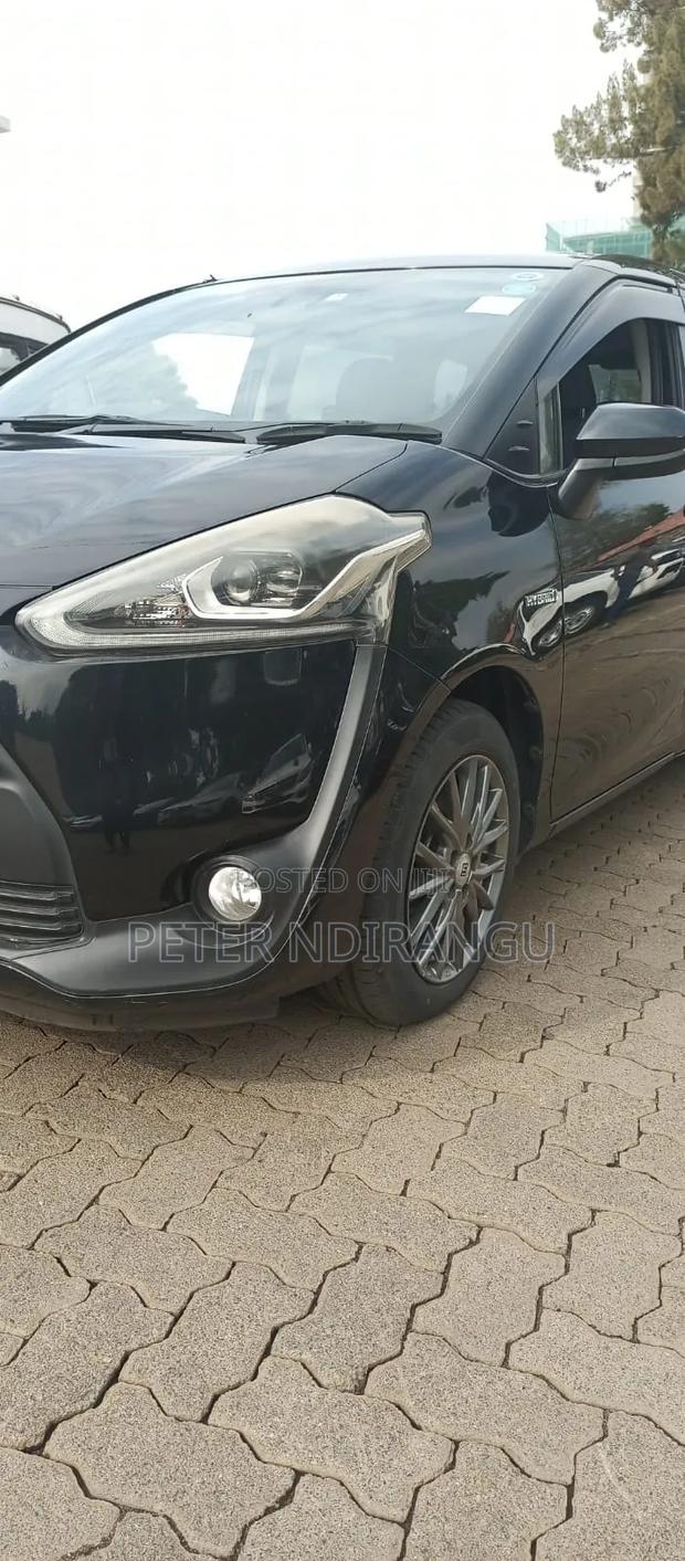 Toyota Sienta 1.5 Hybrid FWD (6-seater) 2018 Black