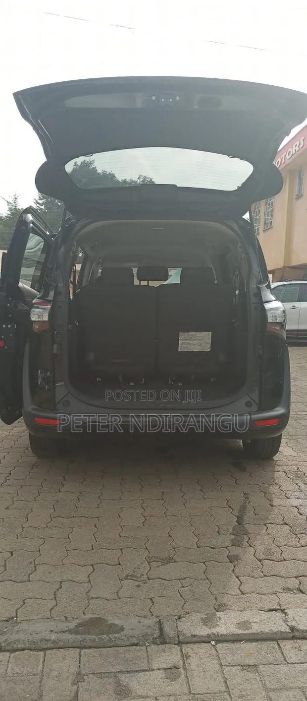 Toyota Sienta 1.5 Hybrid FWD (6-seater) 2018 Black