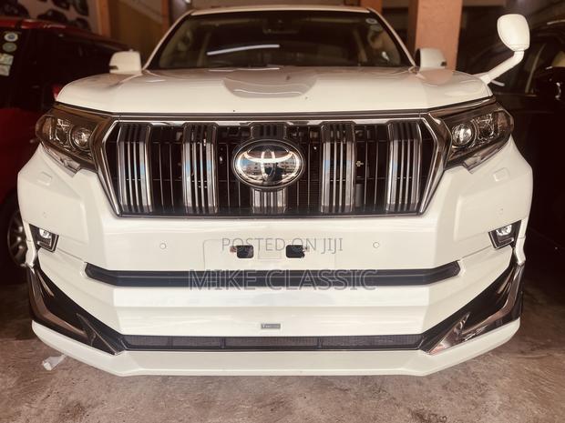 Toyota Land Cruiser Prado 2.8 2019 Pearl