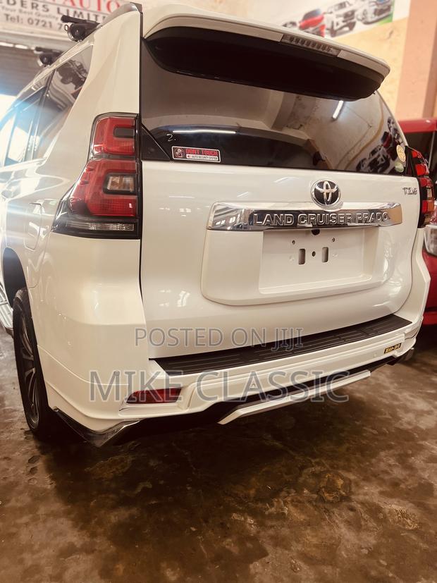 Toyota Land Cruiser Prado 2.8 2019 Pearl