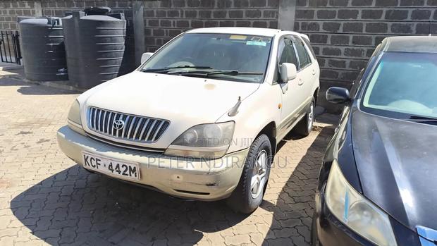Toyota Harrier 240G 2009 Pearl