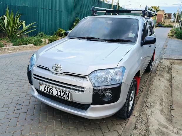 Toyota Probox 1.5 DX Comfort 2WD 2017 Silver