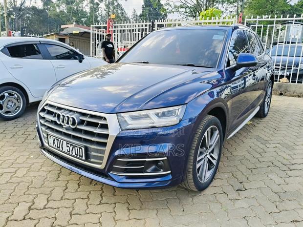 Audi Q5 2.0T Premium AWD quattro 2018 Blue