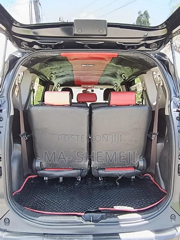 Toyota Sienta 1.5 FWD (6-seater) 2016 Black