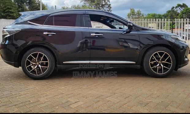 Toyota Harrier 2017 Black