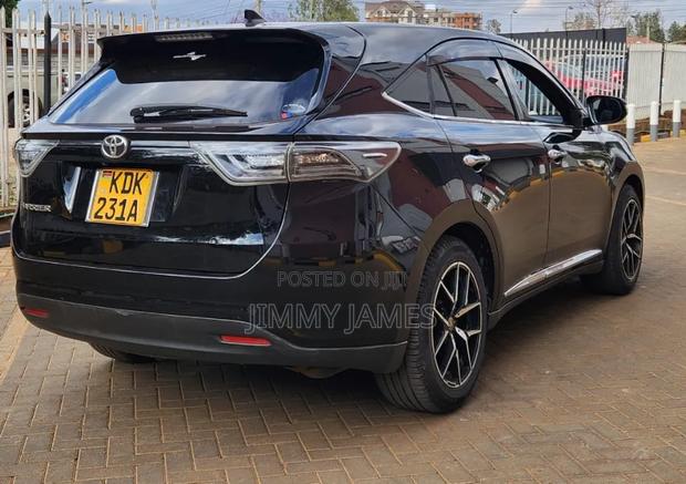 Toyota Harrier 2017 Black