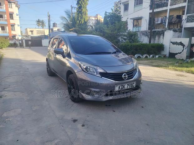 Nissan Note 1.2 Petrol 2015 Gray