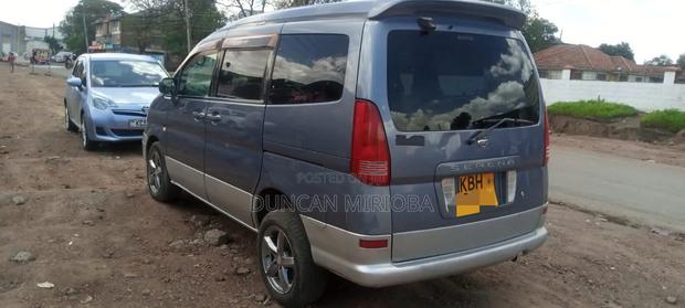 Nissan Serena 2003 Blue