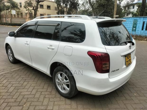 Toyota Corolla Fielder 2008 White