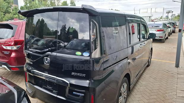 Honda Stepwgn 2021 Black