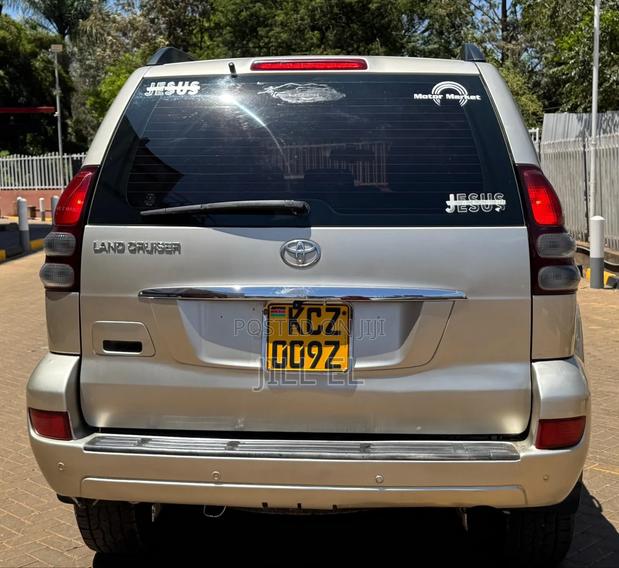 Toyota Land Cruiser Prado 2006 Beige