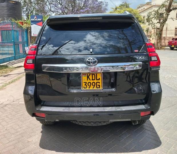 Toyota Land Cruiser Prado 2016 White