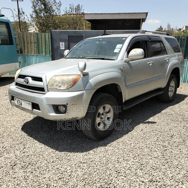 Toyota Hilux Surf 2.7 SSR 2006 Silver