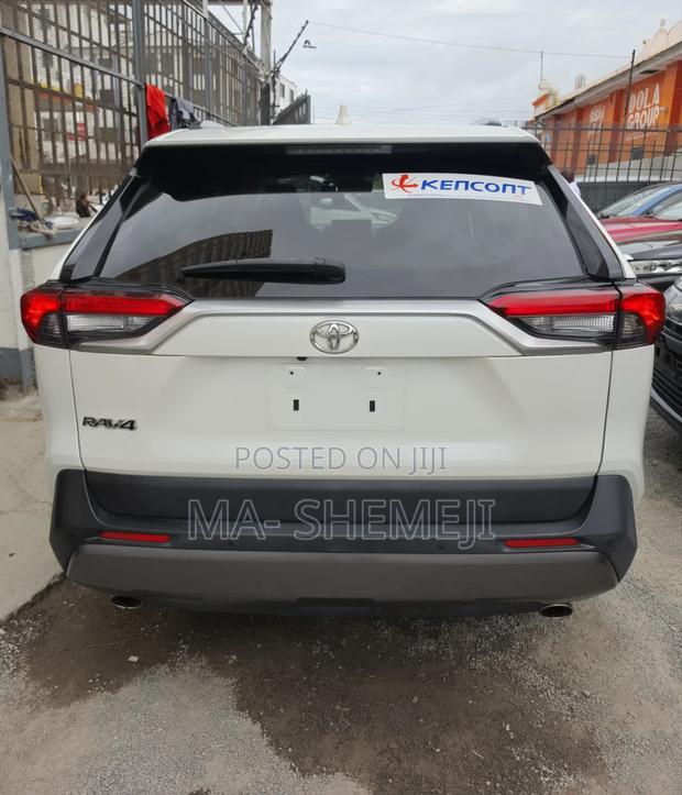 Toyota RAV4 Adventure 2019 Pearl